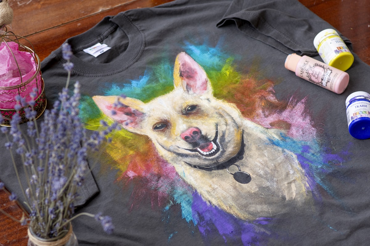 A t-shirt press with a printed design — dropshipping versus print on demand